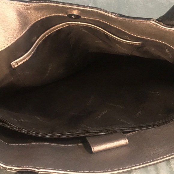 Black Calvin Klein Purse - Picture 4 of 5